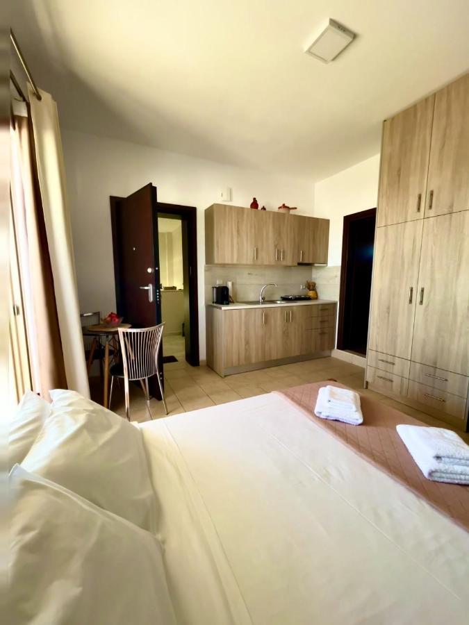 Апартаменты Giotas House Иерапетра Экстерьер фото